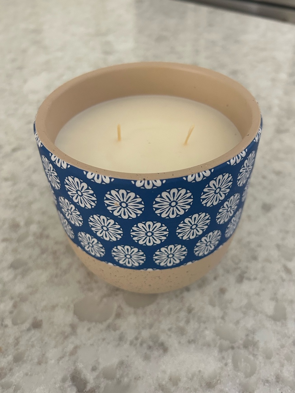 “New”Northern Lights Blue Floral Candle 18oz